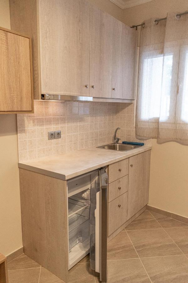 John'S Apartment'S Near Athens Airport!! Spáta المظهر الخارجي الصورة